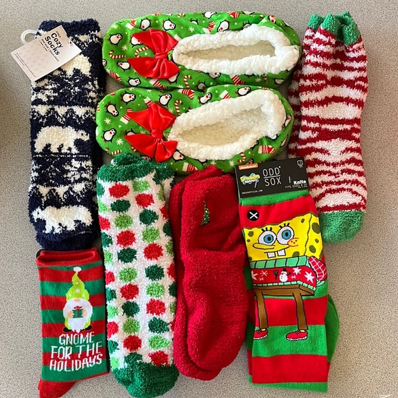 Old Navy Accessories Holiday Fuzzy Socks And Slippers Poshmark